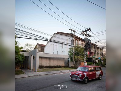 โรงแรมเชอร์ล็อค