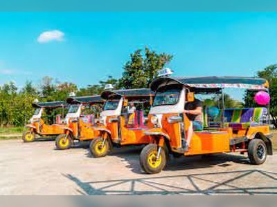 Tuk Tuk Club