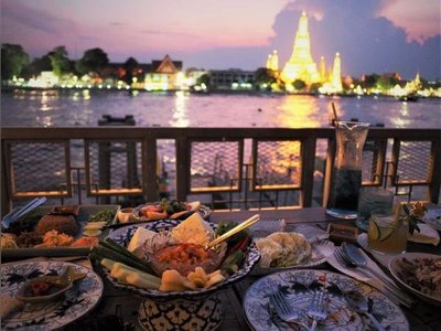 สุพรรณิการ์ เอ็กซ์ รูทส์