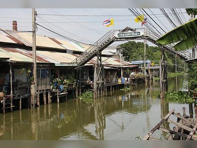 Klong Suan 100 Years Market