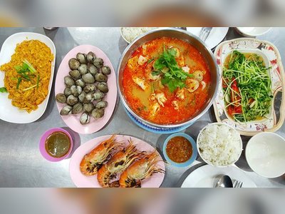 เล็ก & รัตน์ซีฟู้ด