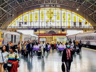 Hua Lamphong Railway Station in Bangkok