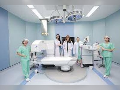 Praram 9 Hospital
