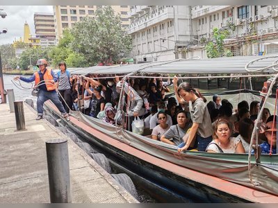River Boats and Ferries in Bangkok