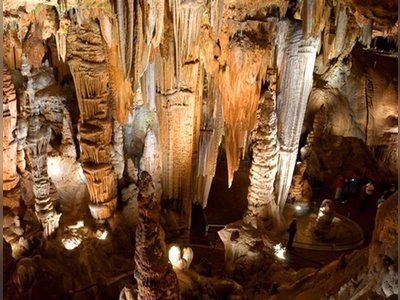 La Wa Cave