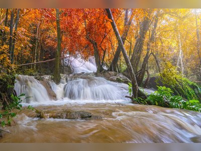 Pha Tad Waterfall
