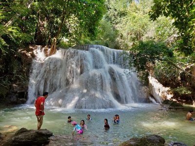 Huai Mae Khamin Waterfalls