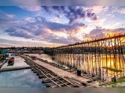 Sapan Mon Bridge