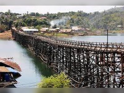 Sapan Mon Bridge