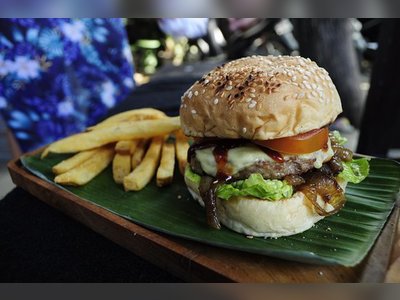 Maya Burger Queen