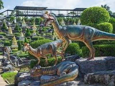 สวนนงนุชและหมู่บ้านวัฒนธรรม