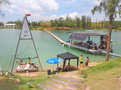 ภูเก็ตเวคพาร์ค