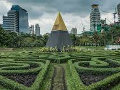 BENJAKITTI PARK