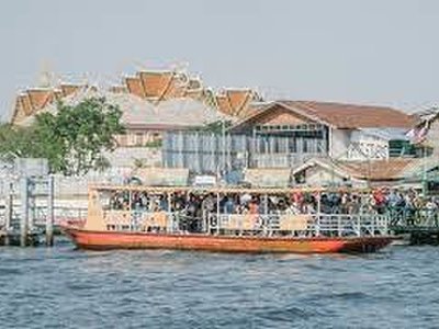 Chao Phraya River Pier Guide