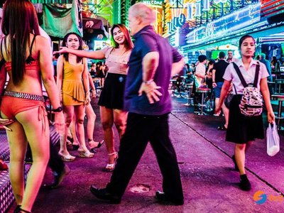 Soi Cowboy in Bangkok