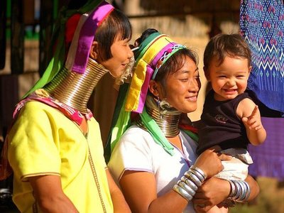 Karen Long Neck Tribe & Chiang Dao Cave