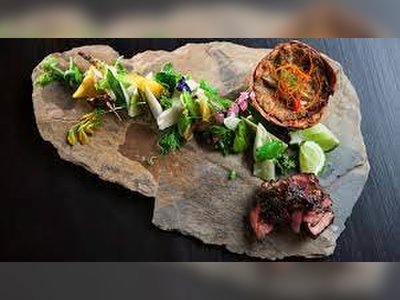 ร้านอาหาร โบ.ลาน