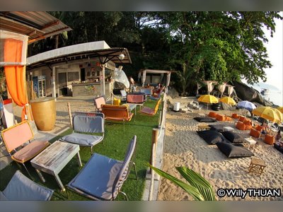 Iguana Beach Club in Phuket