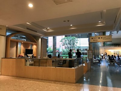 Samitivej Srinakarin Hospital