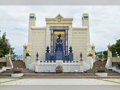 King Rama I Monument