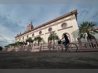 Santa Cruz Church