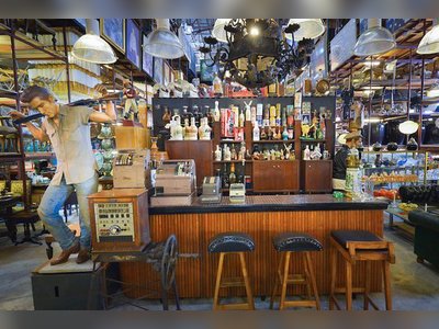 Papaya Design Furniture & Studio in Bangkok