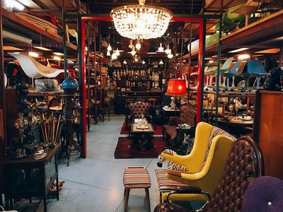 Papaya Design Furniture & Studio in Bangkok
