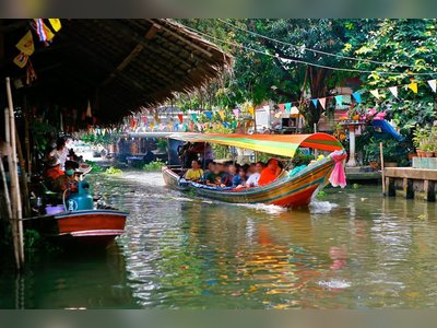 ตลาดน้ำคลองลัดมะยม