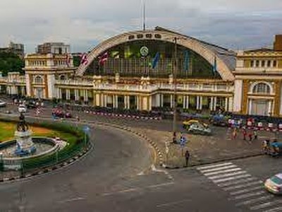 Hua Lamphong Railway Station in Bangkok