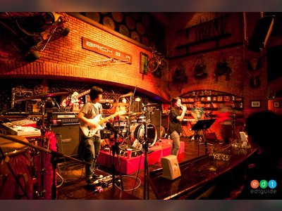 Brick Bar