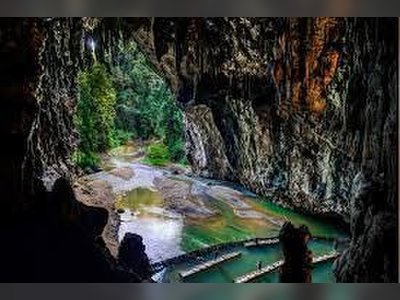 Explore the Massive Tham Lot Cave
