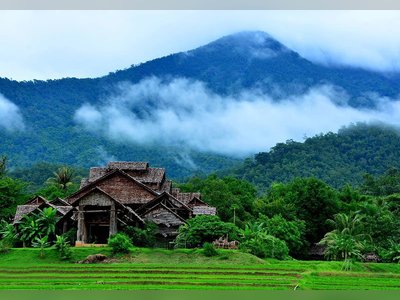 Get Off-the-Beaten-Track Travel at Mae Sariang