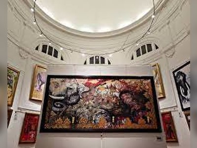 Rotunda Gallery ที่ห้องสมุด Neilson Hays Library