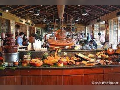 ห้องอาหาร Treder Vic’s โรงแรม Anantara Bangkok Riverside Resort & Spa