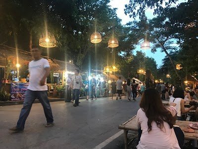Krung Si Walking Street