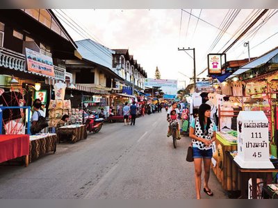 PAI WALKING STREET