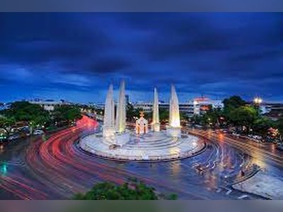 อนุสาวรีย์ประชาธิปไตย (Democracy Monument)