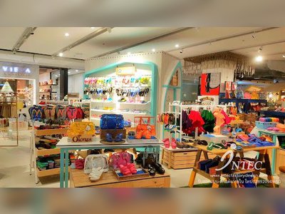Blúport Hua Hin resort mall