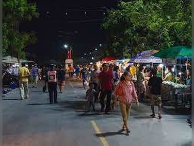 Cha-Am Night Market