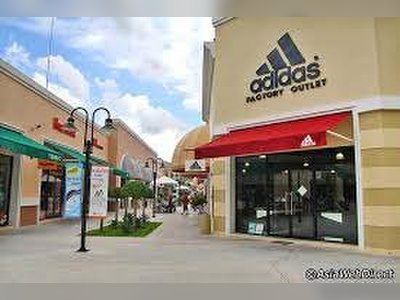 Cha-Am Premium Outlet Mall