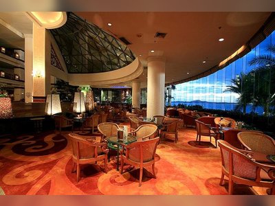 โรงแรมรอยัลคลิฟบีช
