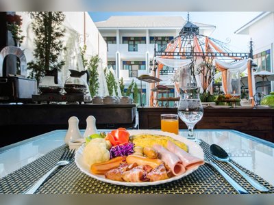 Ai Pai Hotel