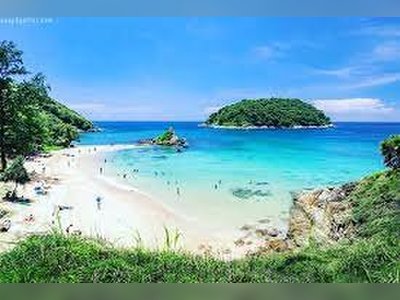 Ya Nui Beach in Phuket