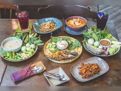 ร้านเขียวไข่กา l Kiewkaika Phuket oldtown