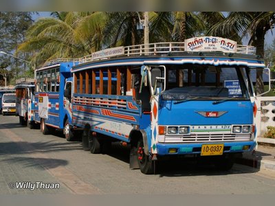 The Blue Bus (Song Taew)