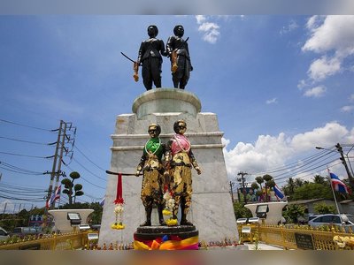 Phuket Heroines Monument