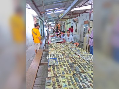 Thai Amulets Market in Phuket Town