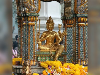 ศาลท้าวมหาพรหม (Erawan Shrine)