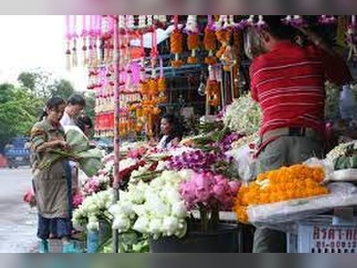 Ton Lamyai Market in Chiang Mai