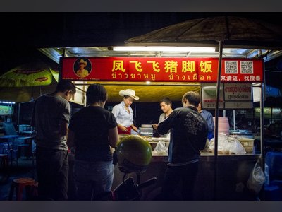 Chang Puak Gate Market